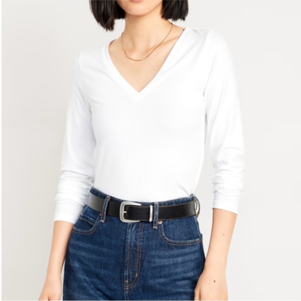 Old Navy Women's White V-Neck Long Sleeve Top